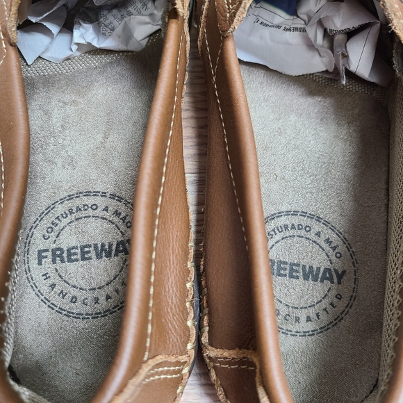 NWOB Freeway Logan 3 handcrafted leather size 8.5 flats shoes - Picture 7 of 10